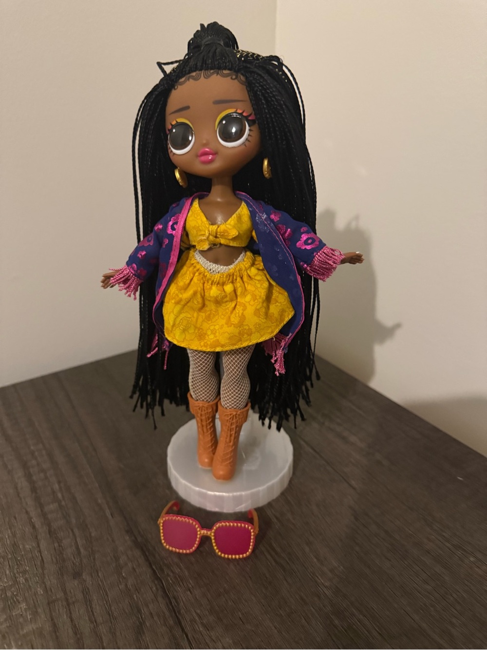 LOL Surprise OMG World Travel "Sunset" Fashion Doll
